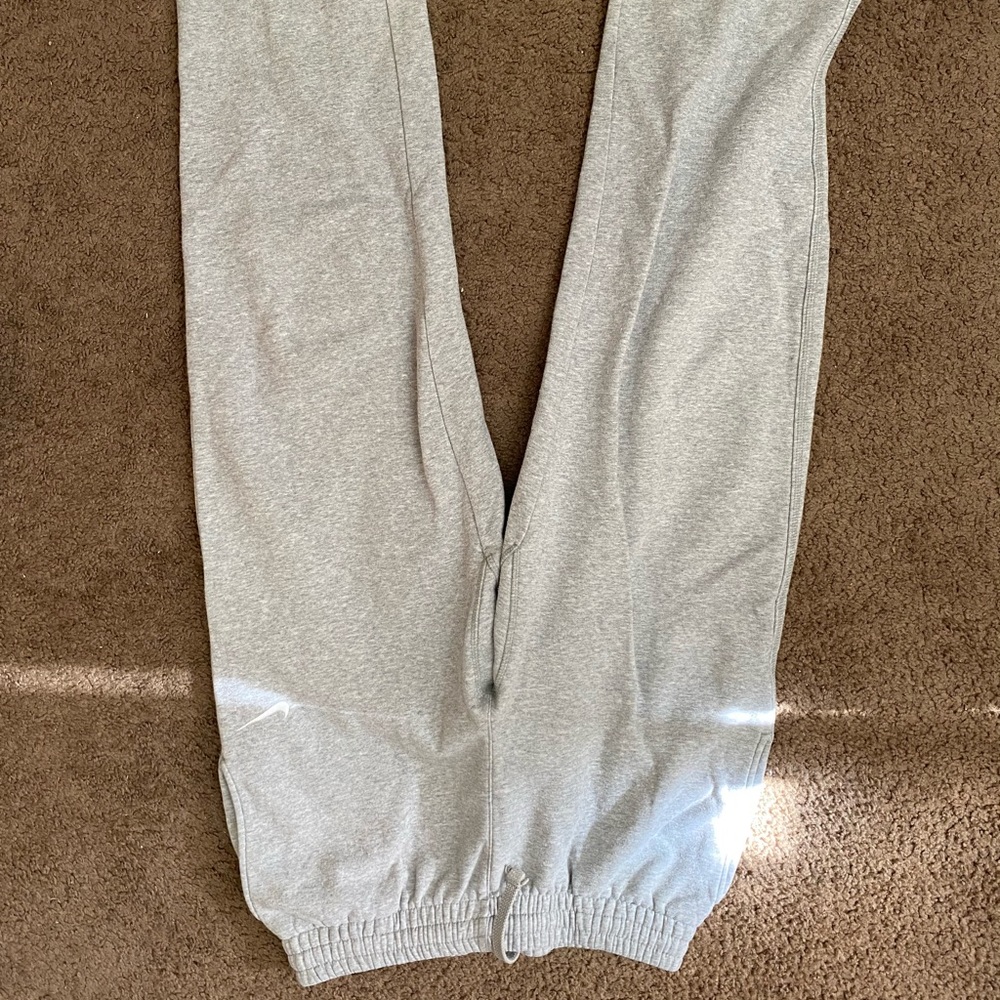 New Nike medium gray sweats